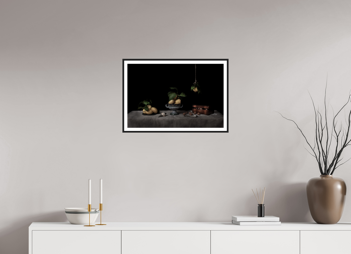 60 x 40 cm, Classic Framed wBorder Bodegón - Casket and Lemons